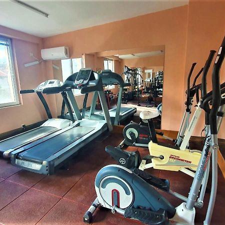 Хотел Дунав Свищов Hostel Bagian luar foto