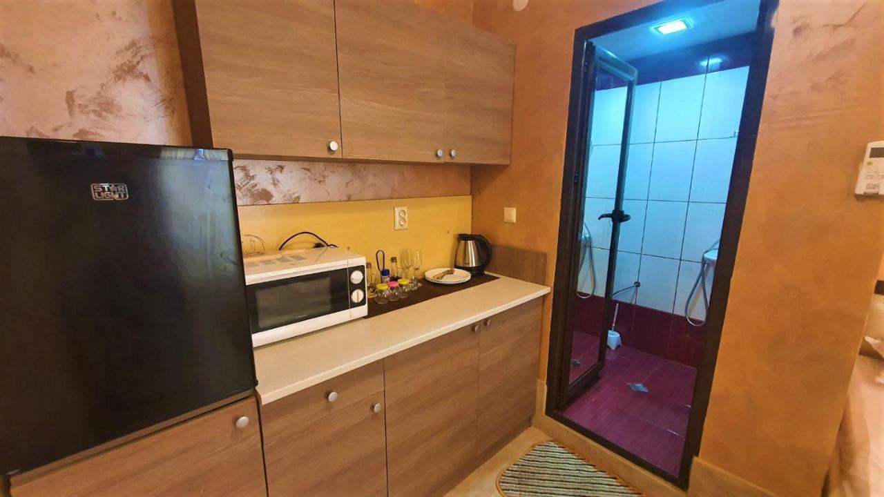 Хотел Дунав Свищов Hostel Bagian luar foto